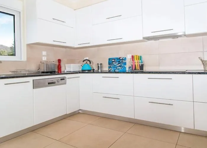 فيلة Cleoboulos *