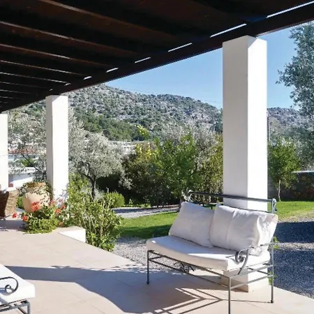 Cleoboulos Villa *